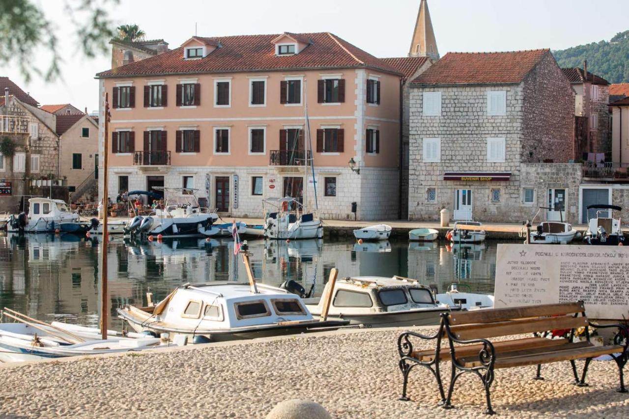 Ancora Faros * Stari Grad (Hvar)