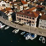 Ancora Faros
